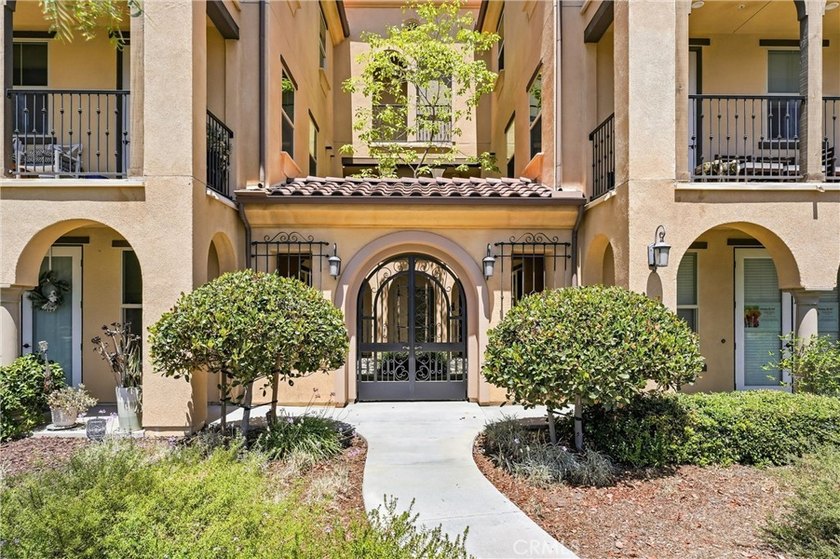 Introducing a stunning top-floor, single-story residence in the - photo 30
