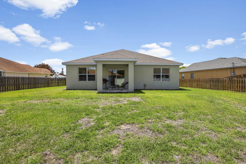 Location, location, location! Beautiful 4-bedroom, 2-bath home - photo 33