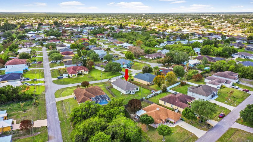 Location, location, location! Beautiful 4-bedroom, 2-bath home - photo 39