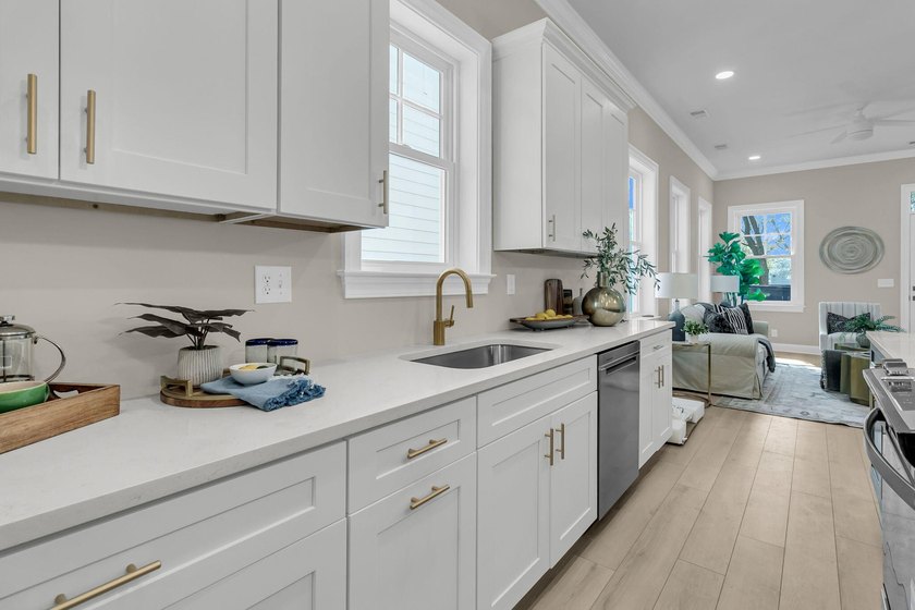 NEW CONSTRUCTION- Welcome to 11 Lapps Court, your Dream Home in - photo 21