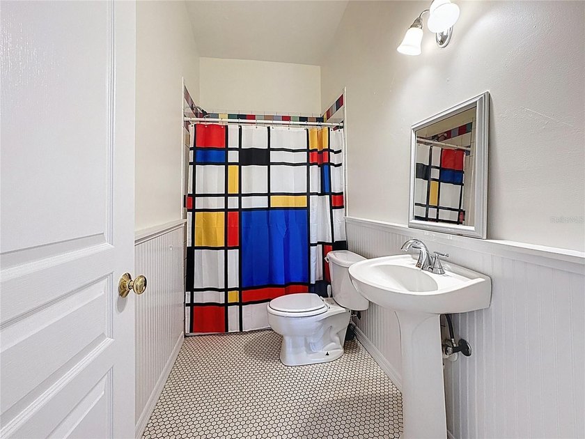 *** MOTIVATED SELLER - BRING ALL OFFERS. AVAILABLE FOR A QUICK - photo 41