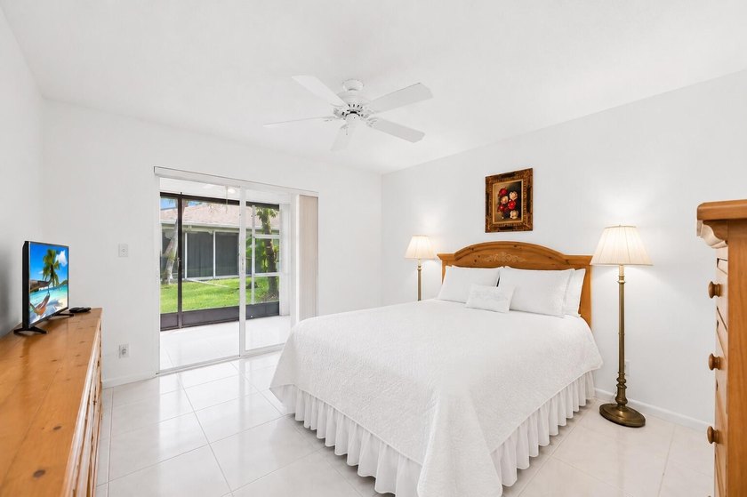 Move right into this beautifully maintained, fully furnished - photo 17
