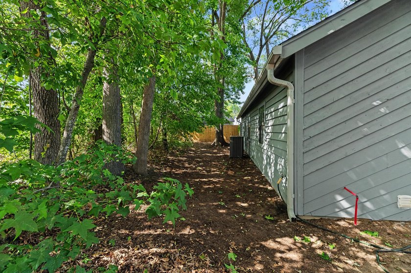 ***Lease Option Available***This charming home offers a cozy yet - photo 18