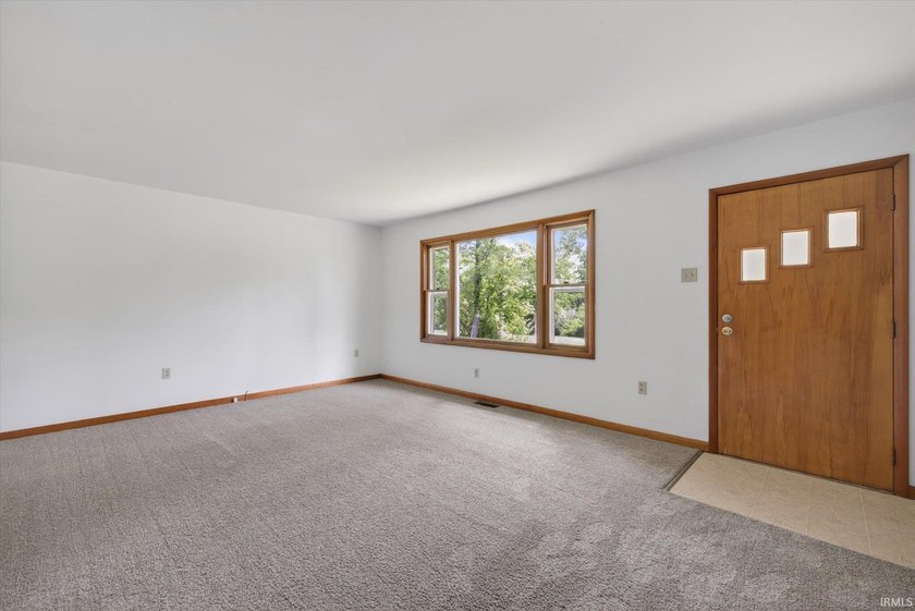 Well-maintained ranch over a full basement on Bloomington's - photo 3