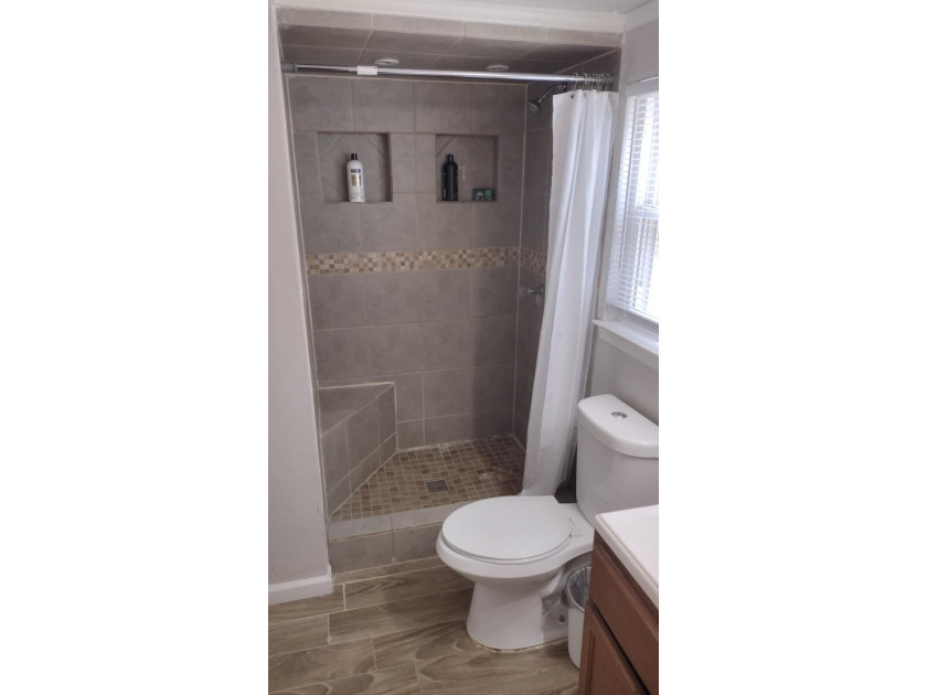 This well keep home is ready for it new owner. This two story - photo 10