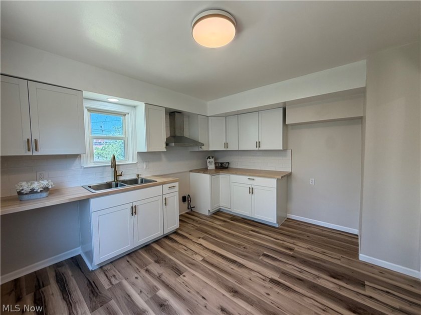 Experience the best of Northeast Ohio living! Located just - photo 8