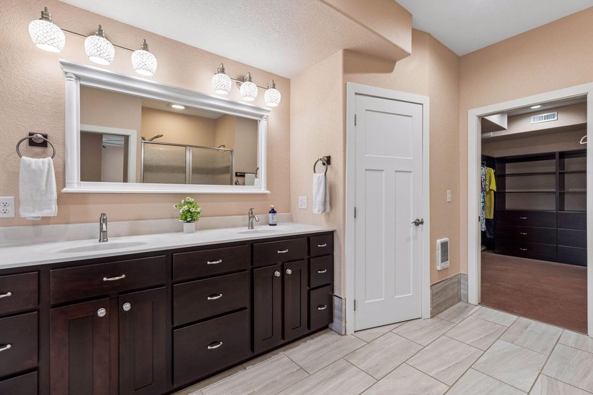 Extraordinary opportunity to own a one of a kind custom - photo 17