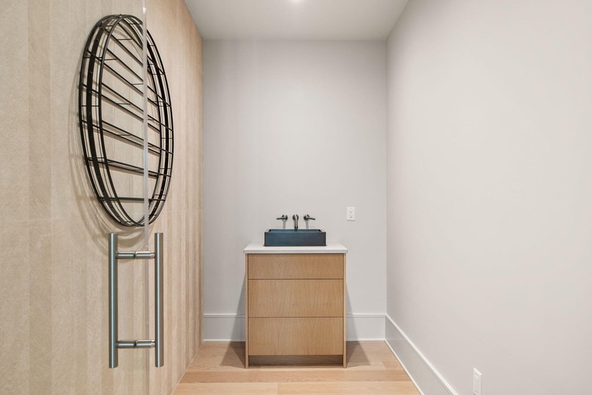 Grand and Elegant, brand new Custom 4br/4.5ba home in one of the - photo 21