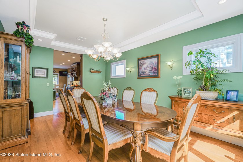 4 BEDROOMS! 4 BATHROOMS! WESTERLEIGH! Discover unparalleled - photo 21