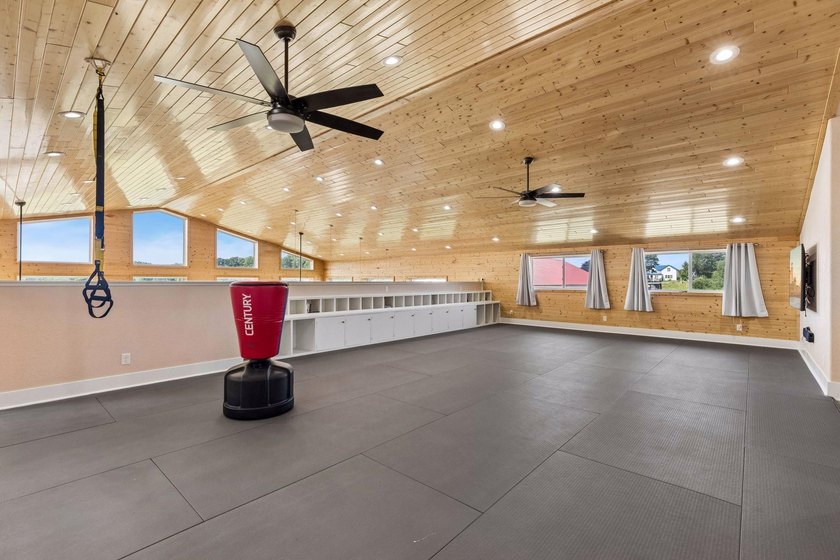 Extraordinary opportunity to own a one of a kind custom - photo 26