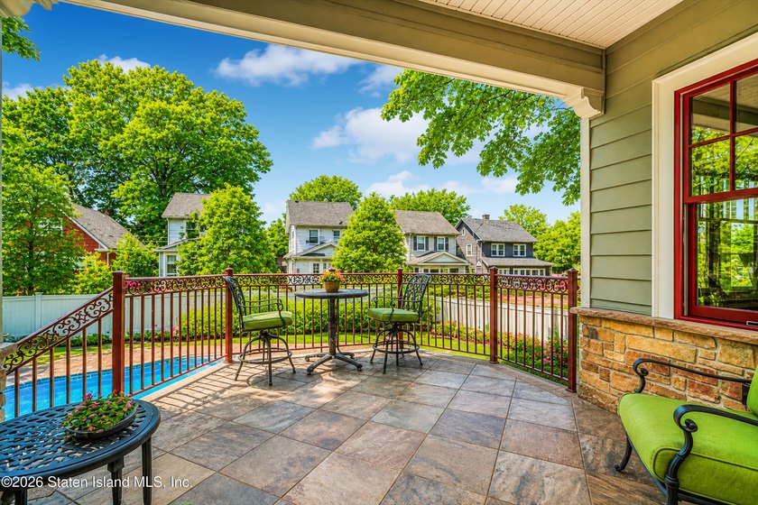 4 BEDROOMS! 4 BATHROOMS! WESTERLEIGH! Discover unparalleled - photo 50