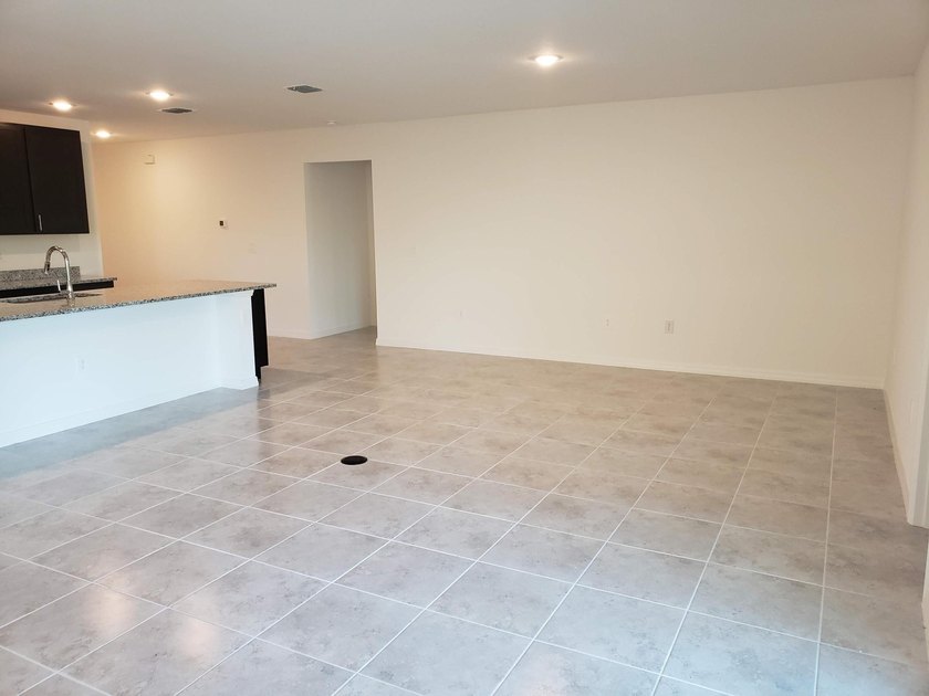 Lowest priced 4 bedroom home in Crosstown Commons. Upgraded - photo 17