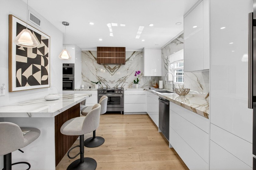 Completely remodeled in Jan 2026, this stunning 3BR/3BA condo - photo 21
