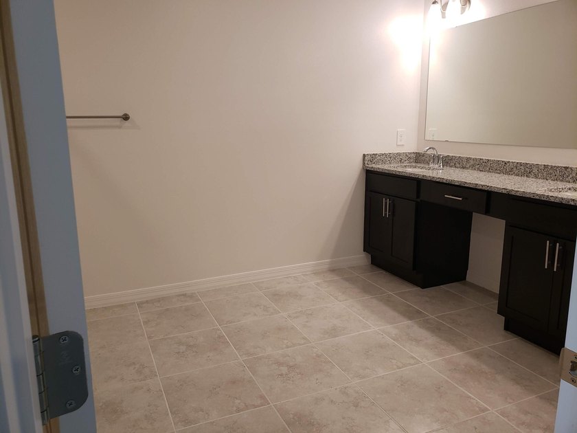 Lowest priced 4 bedroom home in Crosstown Commons. Upgraded - photo 24