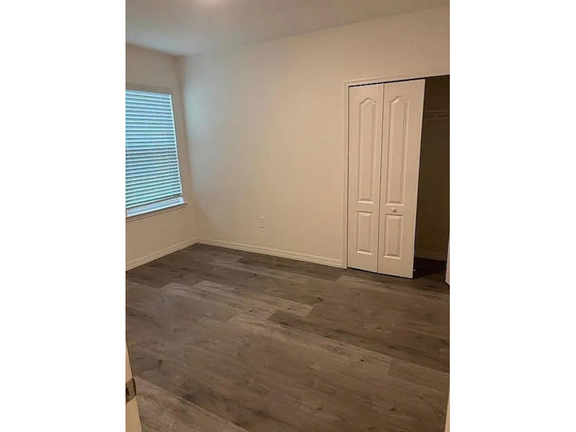 Lowest priced 4 bedroom home in Crosstown Commons. Upgraded - photo 30