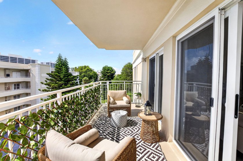 Completely remodeled in Jan 2026, this stunning 3BR/3BA condo - photo 30