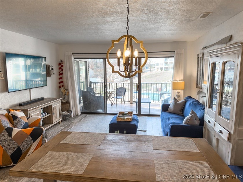 Welcome to Robinwood Condos-your gateway to lake living at its - photo 18
