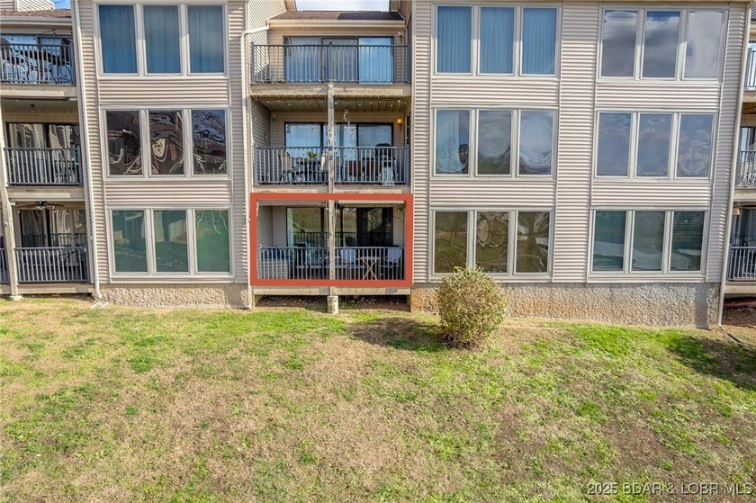 Welcome to Robinwood Condos-your gateway to lake living at its - photo 47