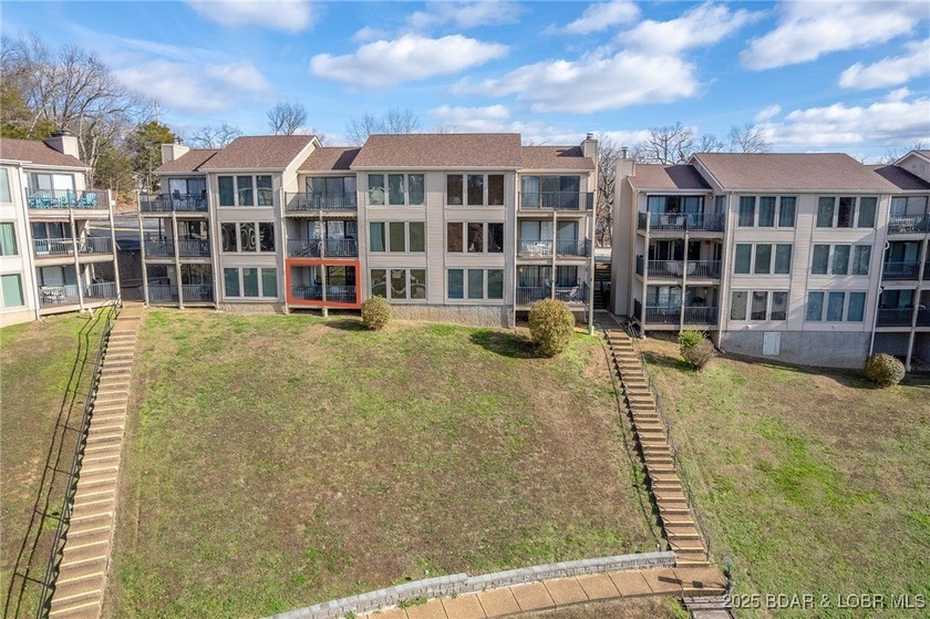 Welcome to Robinwood Condos-your gateway to lake living at its - photo 48