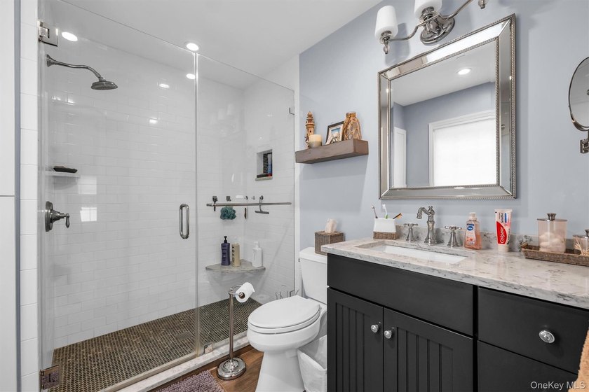Welcome to your next obsession! This impeccably maintained - photo 7