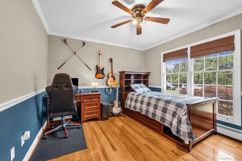 Welcome to your next obsession! This impeccably maintained - photo 9