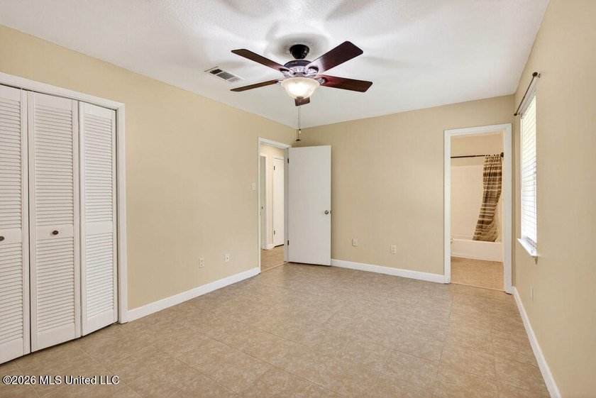 Charming home on a large lot in Ocean Springs a short drive from - photo 12