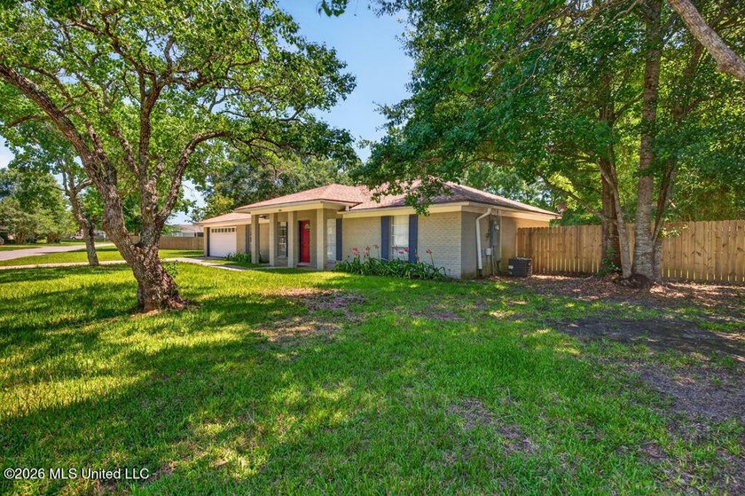 Charming home on a large lot in Ocean Springs a short drive from - photo 31