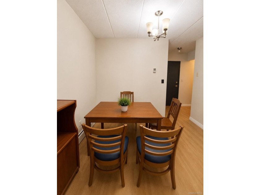 This property is situated in the most central and convenient - photo 6