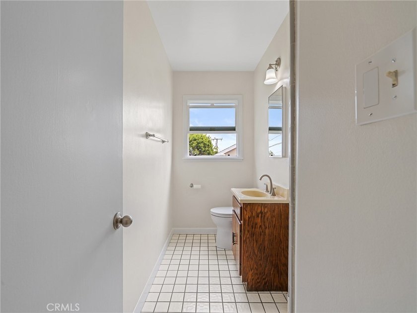 Great Southwood location on a very quiet cul-de-sac street west - photo 18