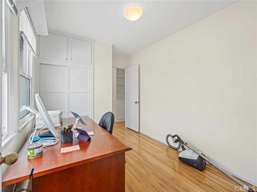Great Southwood location on a very quiet cul-de-sac street west - photo 23
