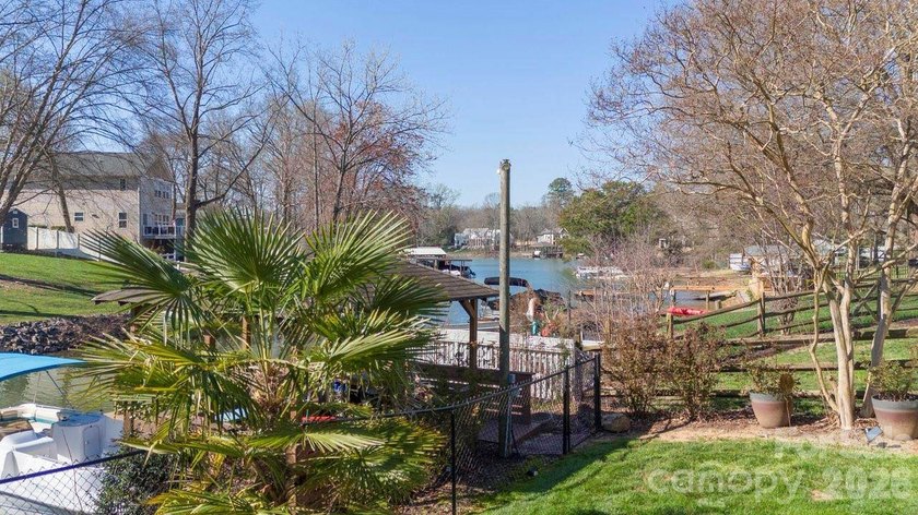 Lake Norman waterfront living is within reach with this - photo 23