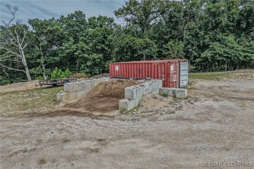 1/4 Mile to Camdenton &amp; 1 Min. to New Highway 5 Exit Ramp. GREAT - photo 39