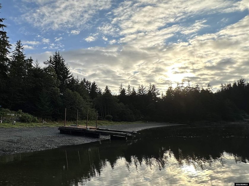 Rare opportunity to own 2.24 acres of waterfront property that - photo 4