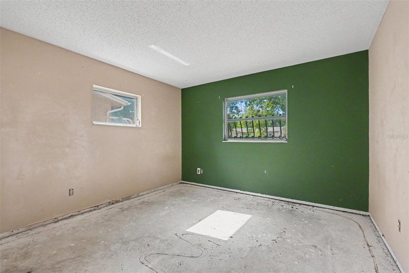 Under contract-accepting backup offers. Opportunity awaits in - photo 4