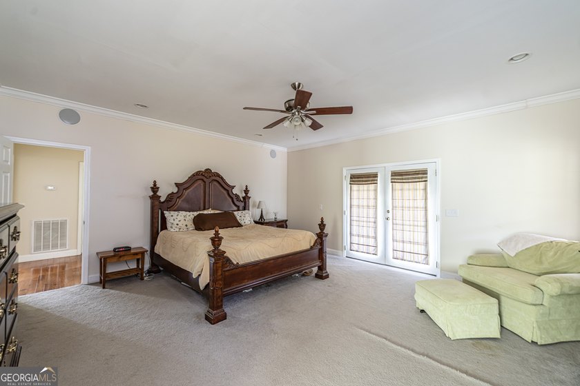 Welcome to your private retreat on over 4 beautiful acres! This - photo 23