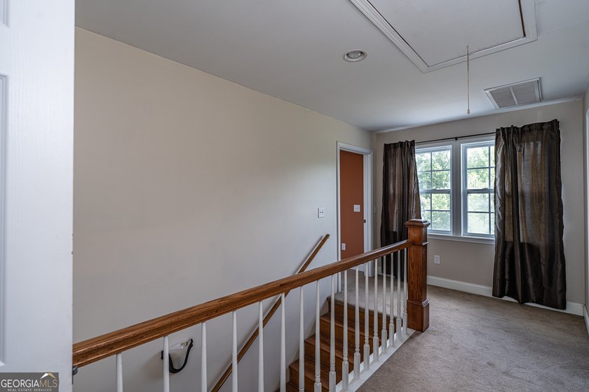 Welcome to your private retreat on over 4 beautiful acres! This - photo 35