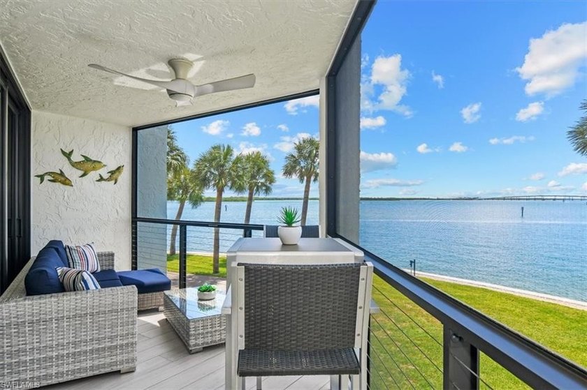 Situated in the coveted A-building, A209 offers sweeping - photo 2