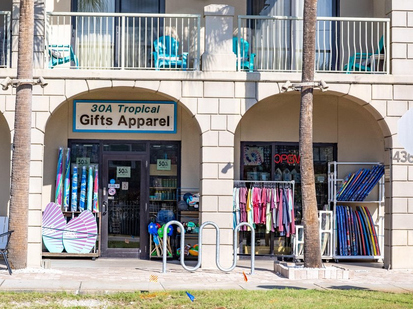 POTENTIAL IMMEDIATE OCCUPANCY! Prime commercial retail - photo 20