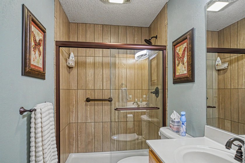 Back on Market--No fault of seller! 3 Bed | 2 Bath | 1,717 Sq - photo 23