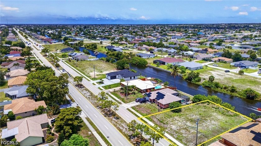 Build your dream home on this beautiful freshwater canal lot - photo 5