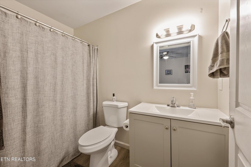 Charming One-Level Living Home - Minutes from UT &amp; Downtown - photo 20