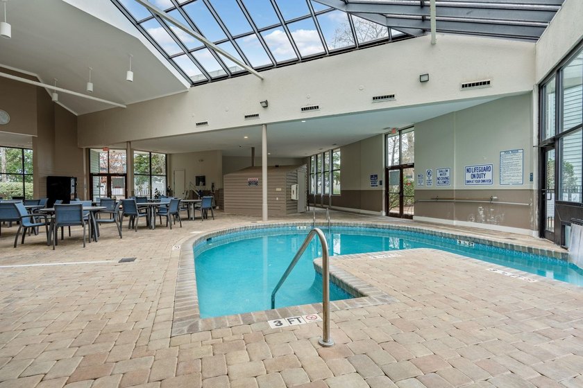 Welcome Home! This meticulously maintained 2 bedroom, 2 bathroom - photo 25