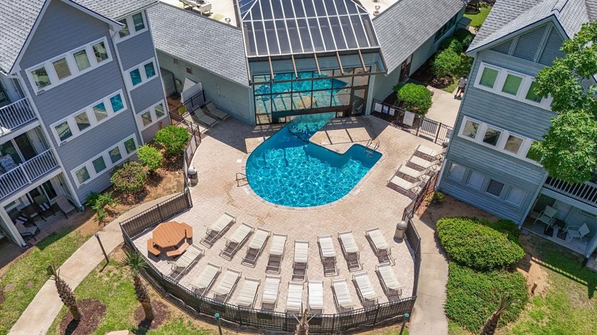 Welcome Home! This meticulously maintained 2 bedroom, 2 bathroom - photo 32
