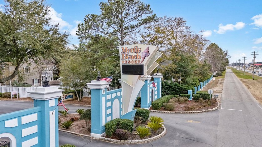 Welcome Home! This meticulously maintained 2 bedroom, 2 bathroom - photo 33