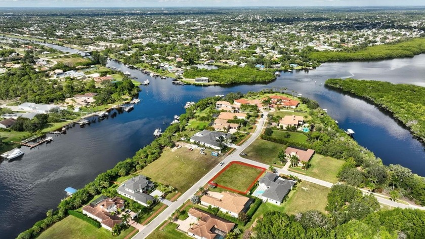 WHERE LIFESTYLE, LOCATION, AND OPPORTUNITY MEET!
Nestled along - photo 11