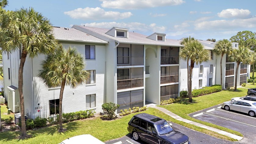 This is the best condo in the gated desirable community of Palm - photo 3