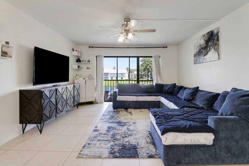 This is the best condo in the gated desirable community of Palm - photo 9