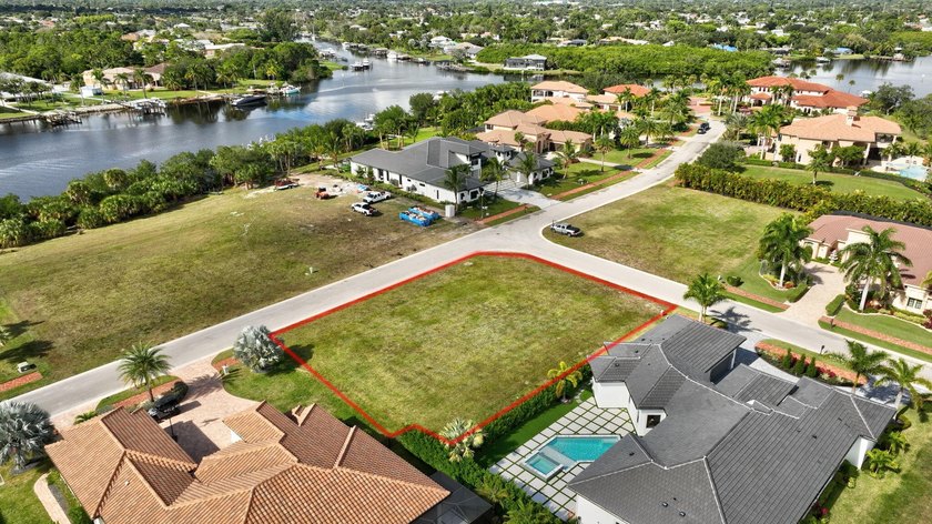 WHERE LIFESTYLE, LOCATION, AND OPPORTUNITY MEET!
Nestled along - photo 25