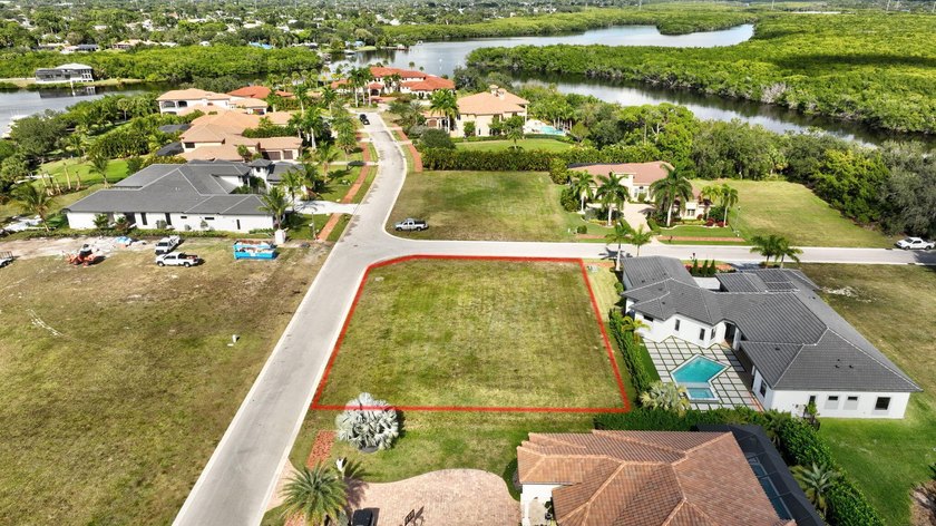 WHERE LIFESTYLE, LOCATION, AND OPPORTUNITY MEET!
Nestled along - photo 26