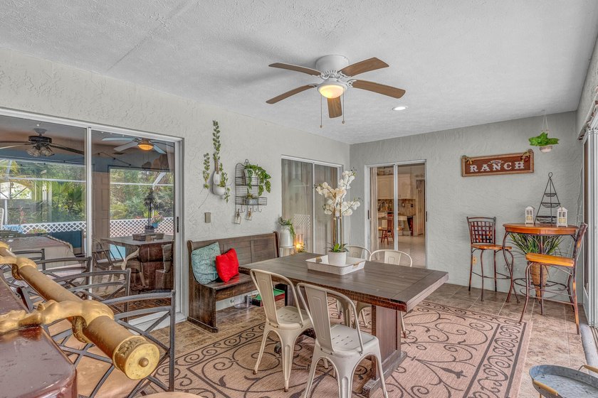 Welcome to your private 1 acre resort oasis! This 6 bedroom, 4 - photo 45